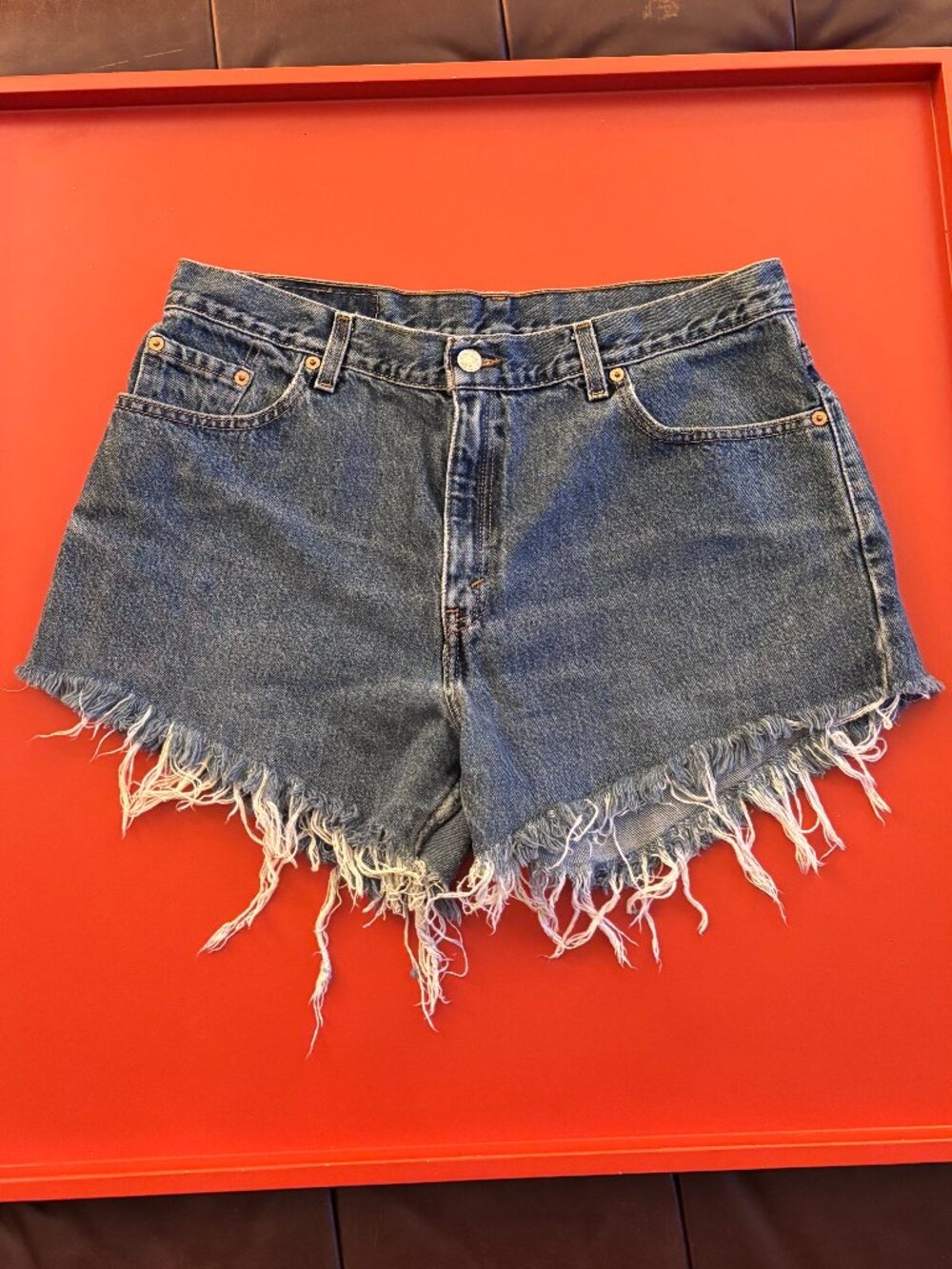 Vintage Y2K Levi's 555 "Guy's Fit" Distressed Denim Shorts 34 Waist